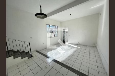 Sala de casa de condomínio para alugar com 2 quartos, 70m² em Anchieta, Nilópolis