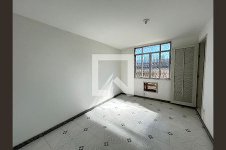 Quarto 1 de casa de condomínio para alugar com 2 quartos, 70m² em Anchieta, Nilópolis