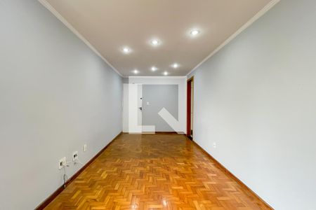 Sala de apartamento para alugar com 3 quartos, 62m² em Iapi, Osasco