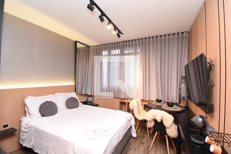 Kitnet/Studio para alugar com 1 quarto, 17m² em Centro, Curitiba