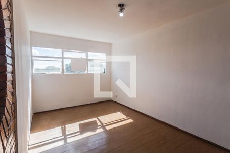 Sala 1 de apartamento para alugar com 3 quartos, 105m² em Sagrada Família, Belo Horizonte