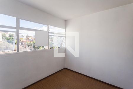 Quarto 1 de apartamento para alugar com 3 quartos, 105m² em Sagrada Família, Belo Horizonte