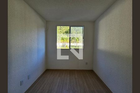 Quarto 1 de apartamento para alugar com 2 quartos, 40m² em Jardim Alvorada, Nova Iguaçu