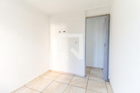 Quarto 1 de apartamento para alugar com 2 quartos, 47m² em Vila Jacuí, São Paulo