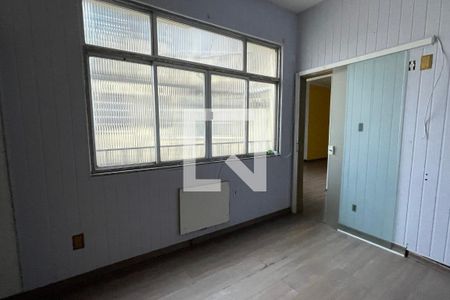 Quarto de apartamento para alugar com 2 quartos, 49m² em Centro, Duque de Caxias