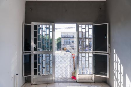 Casa para alugar com 2 quartos, 1000m² em Brás de Pina, Rio de Janeiro