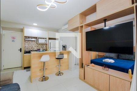 Sala de kitnet/studio para alugar com 1 quarto, 39m² em Jardim Flor da Montanha, Guarulhos