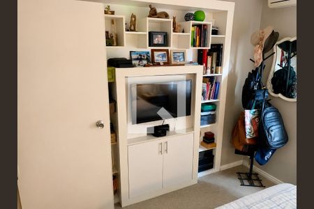 Quarto 1 de apartamento para alugar com 3 quartos, 75m² em Partenon, Porto Alegre