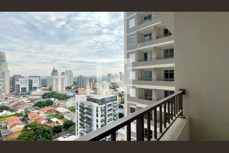 Varanda de kitnet/studio para alugar com 1 quarto, 25m² em Pinheiros, São Paulo