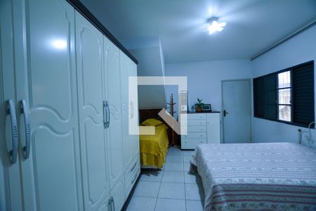 QUARTO 1 (casa 1) de casa à venda com 6 quartos, 216m² em Jardim Dracena, São Paulo
