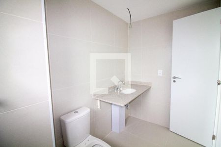 Banheiro da Suíte 1 de apartamento para alugar com 2 quartos, 108m² em Jardim das Acacias, São Paulo