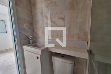Banheiro de apartamento para alugar com 2 quartos, 60m² em Campestre, Santo André