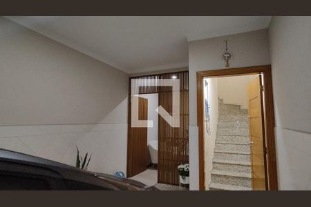 Casa à venda com 3 quartos, 145m² em Parque Maria Domitila, São Paulo