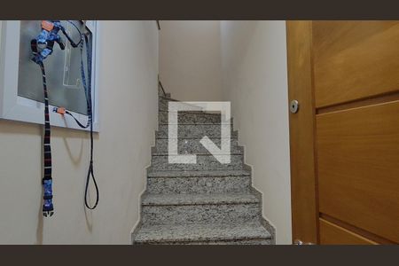 Casa à venda com 3 quartos, 145m² em Parque Maria Domitila, São Paulo