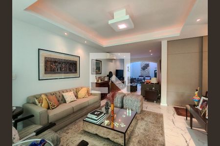 Sala de casa à venda com 3 quartos, 180m² em Vila Isabel, Rio de Janeiro