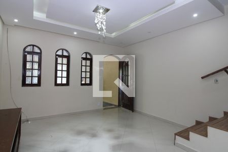 Casa para alugar com 2 quartos, 100m² em Jardim Santa Maria, São Paulo