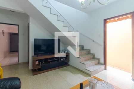 Casa à venda com 3 quartos, 138m² em Vila Carlos de Campos, São Paulo