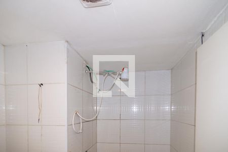 Banheiro de apartamento para alugar com 1 quarto, 34m² em República, São Paulo