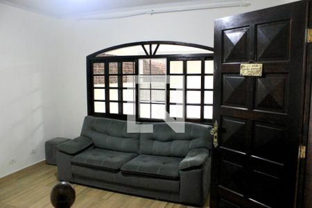 Sala de casa para alugar com 3 quartos, 240m² em Jardim Bebedouro, Guarulhos