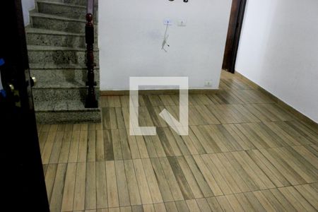 Sala de casa para alugar com 3 quartos, 240m² em Jardim Bebedouro, Guarulhos