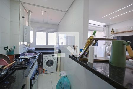 Cozinha e Área de Serviço de apartamento à venda com 2 quartos, 51m² em Vila Sao Francisco, São Paulo