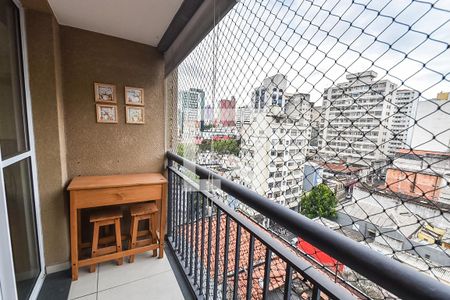 Varanda de kitnet/studio à venda com 1 quarto, 30m² em Liberdade, São Paulo