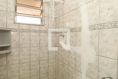 Banheiro de casa para alugar com 1 quarto, 45m² em Vila Jacuí, São Paulo