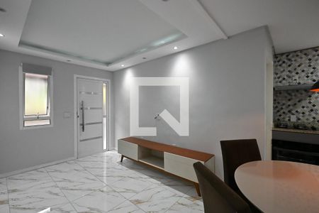 Sala de casa para alugar com 2 quartos, 44m² em Parque Assuncao, Taboão da Serra