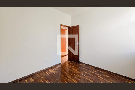 Apartamento à venda com 3 quartos, 97m² em Calafate, Belo Horizonte
