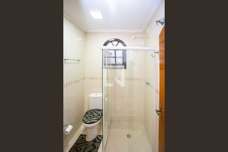 Banheiro Social de casa à venda com 4 quartos, 130m² em Casa Grande, Diadema