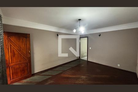 Sala de casa à venda com 2 quartos, 158m² em Vila Vilma, Santo André