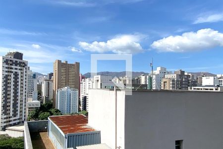 Vista da Sala de apartamento para alugar com 2 quartos, 70m² em Lourdes, Belo Horizonte