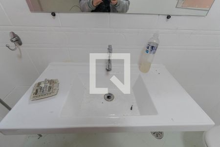 Banheiro de apartamento à venda com 1 quarto, 73m² em República, São Paulo