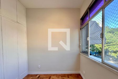 Quarto 1 de apartamento à venda com 3 quartos, 86m² em Botafogo, Rio de Janeiro