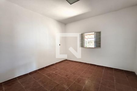 Quarto 2 de casa à venda com 3 quartos, 380m² em Vila Aeroporto, Campinas