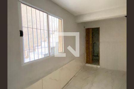 Quarto de casa para alugar com 1 quarto, 50m² em Jardim das Flores, Osasco