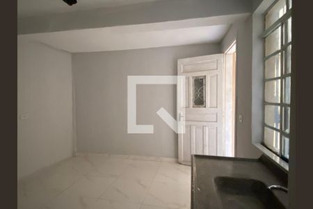 Sala -Cozinha de casa para alugar com 1 quarto, 50m² em Jardim das Flores, Osasco