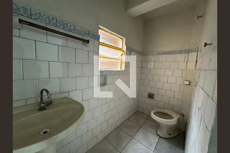 Banheiro de casa para alugar com 1 quarto, 50m² em Jardim das Flores, Osasco