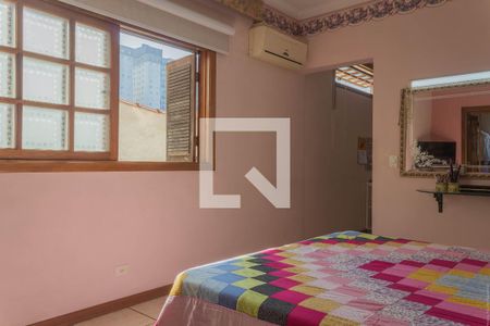 Suíte 1 de casa para alugar com 2 quartos, 216m² em Jardim Calux, São Bernardo do Campo