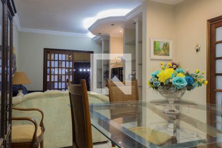 Sala de casa para alugar com 2 quartos, 216m² em Jardim Calux, São Bernardo do Campo