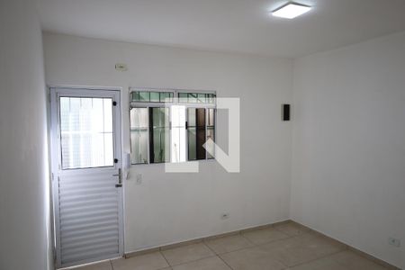 Casa para alugar com 1 quarto, 40m² em Socorro, São Paulo