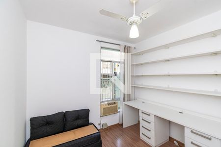 Quarto 1 de apartamento para alugar com 2 quartos, 58m² em Irajá, Rio de Janeiro
