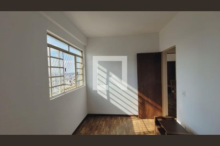 Quarto de apartamento para alugar com 3 quartos, 76m² em Jardim America, Belo Horizonte
