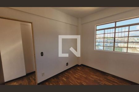 Sala de apartamento para alugar com 3 quartos, 76m² em Jardim America, Belo Horizonte