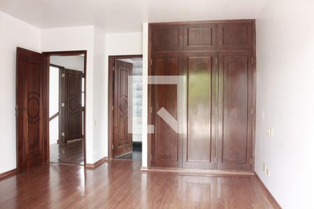 Quarto de casa à venda com 4 quartos, 500m² em Vila Cordeiro, São Paulo