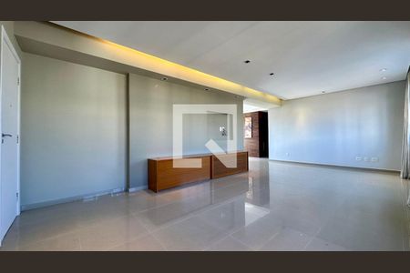 Sala  de apartamento à venda com 4 quartos, 144m² em Coração Eucarístico, Belo Horizonte
