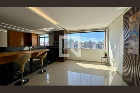 Sala  de apartamento à venda com 4 quartos, 144m² em Coração Eucarístico, Belo Horizonte