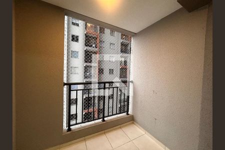 Varanda sala  de apartamento para alugar com 2 quartos, 51m² em Vila Isa, São Paulo