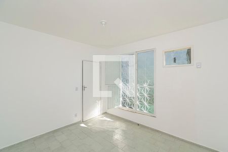 Quarto de casa para alugar com 1 quarto, 55m² em Vicente de Carvalho, Rio de Janeiro
