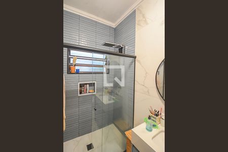 Banheiro da Suíte de casa à venda com 3 quartos, 372m² em Parque dos Passaros, São Bernardo do Campo